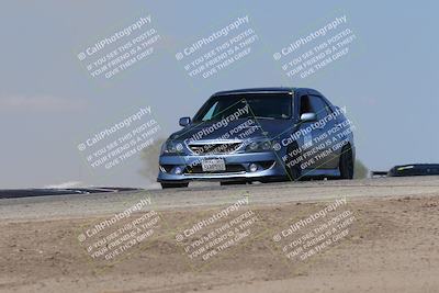 media/Oct-04-2025-OnGrid (Sat) [[44bd565ffa]]/Yellow Group/Grapevine/